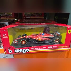 Burago 1:43 Formula F1 Racing Paddock Set - Ferrari Brand New in Original Box